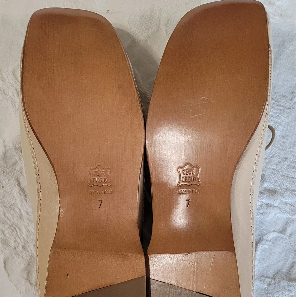 VINTAGE St John's Lesther Loafers - Picture 4 of 7